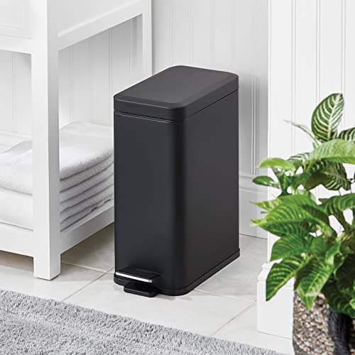 mDesign Pedal Bin — Waste Bin with Pedal, Lid and Plastic Bucket Insert for Bathroom, Kitchen, and Office — Metal Household Rubbish Bin with Ergonomic Design — Black - color: Black, size: 2.6 Gallon
