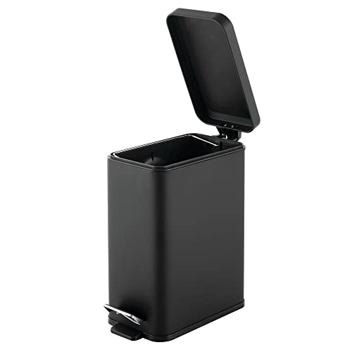 mDesign Pedal Bin — Waste Bin with Pedal, Lid and Plastic Bucket Insert for Bathroom, Kitchen, and Office — Metal Household Rubbish Bin with Ergonomic Design — Black - color: Black, size: 2.6 Gallon