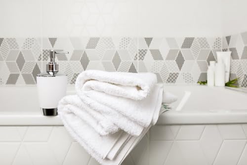 ZUPERIA White Bath Towels Bulk 24 Pack (24 x 48 Inches) - 100% Cotton Economy Light Weight Towels for Commercial Use - Quick Dry, Ultra-Soft, and Absorbent Bulk Towels - size: 24"x48" - Pack of 24