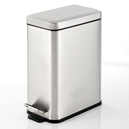 mDesign Pedal Bin — Waste Bin with Pedal, Lid and Plastic Bucket Insert for Bathroom, Kitchen, and Office — Metal Household Rubbish Bin with Ergonomic Design — Brushed Silver - color: Brushed, size: 2.6 Gallon