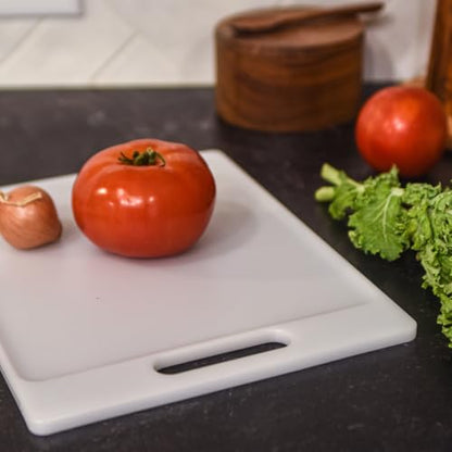 Dexas NSF Polysafe Cutting Board with Handle, 8.5 by 11 inches, White - size: 8.5"L x 11"W, style: Flat