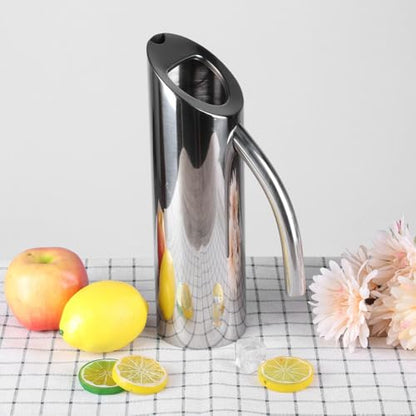 1.6L Large Capacity Stainless Steel Water Pitcher Leak-Proof Spout with Ergonomic Handle Cold Drink Jug for Bar & Restaurant