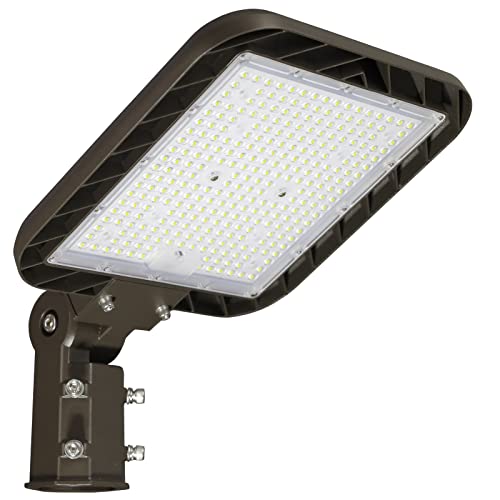 200W LED Parking Lot Light: 30000LM, 5000K, 150LM/W Slip Fit Mount - size: 200W