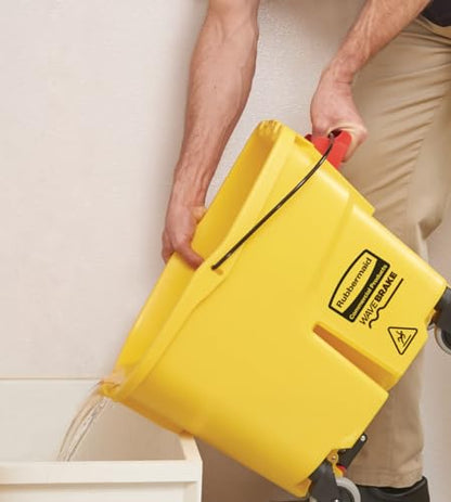 Rubbermaid Commercial Products WaveBrake 26QT Side-Press Mop Bucket, Yellow - size: 26 Qt.