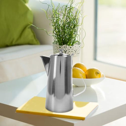 VOSAREA Stainless Steel Water Pitcher with Lid 2L Large Capacity Milk Frothing Jug with Handle for Hot Cold Water Iced Tea Metal Carafe Serving in Home Restaurant Office