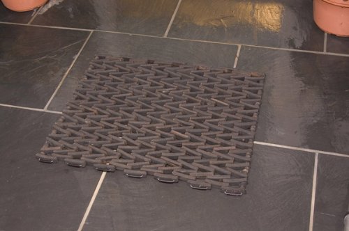Durable Corporation Durite Outdoor Entrance Mat, Recycled Rubber Tire-Link Doormat, Heavy Duty Straight Weave Drainage Mat, Black, 24" x 36" - size: 36"L x 24"W x 0.6"Th