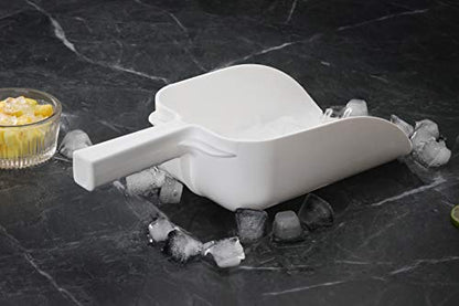 New Star Foodservice Polycarbonate Plastic Utility Ice Scoop, White, 64 oz - color: White, size: 64 oz.