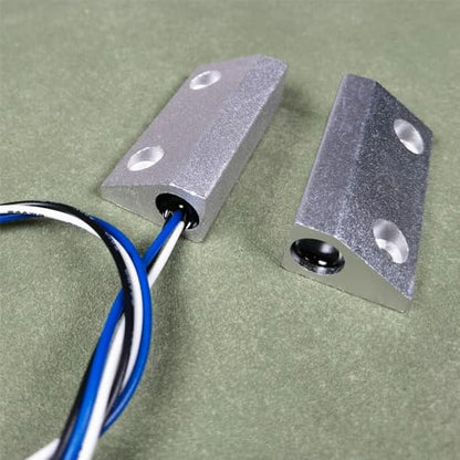 Gebildet Rolling Door Contact Magnetic Reed Switch Alarm with 3 Wires for N.O./N.C. Applications MC-56 - color: Silver-E1285T