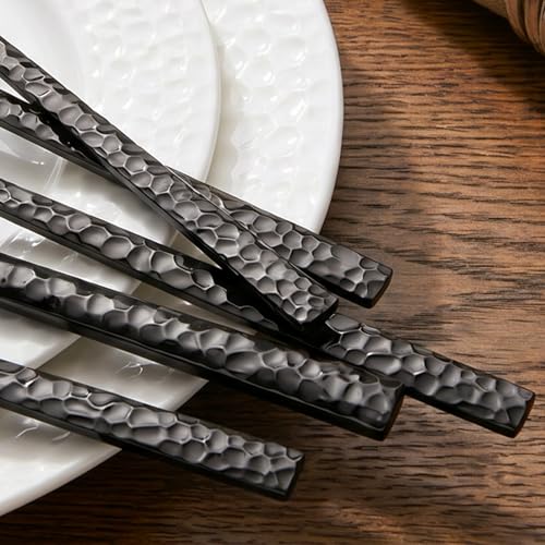 40 Piece Black Silverware Set,18/10 Stainless Steel Hammered Flatware for 8 - color: Black, size: 40-Piece