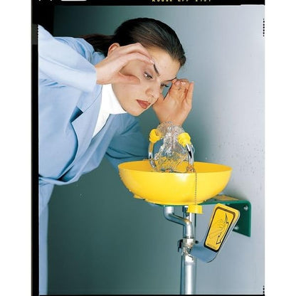 Speakman Traditional Series SE-582 Wall Mounted Eyewash with Stainless Steel Bowl, 3.2 gpm