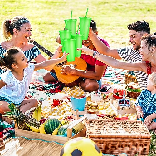 24 Pack Plastic Tumblers With Lids and Straws, Reusable Colorful Cups for Parties, Birthdays, Iced Coffee, Travel Mug, Cold Drinks (24 oz, Green) - color: Green-24pcs